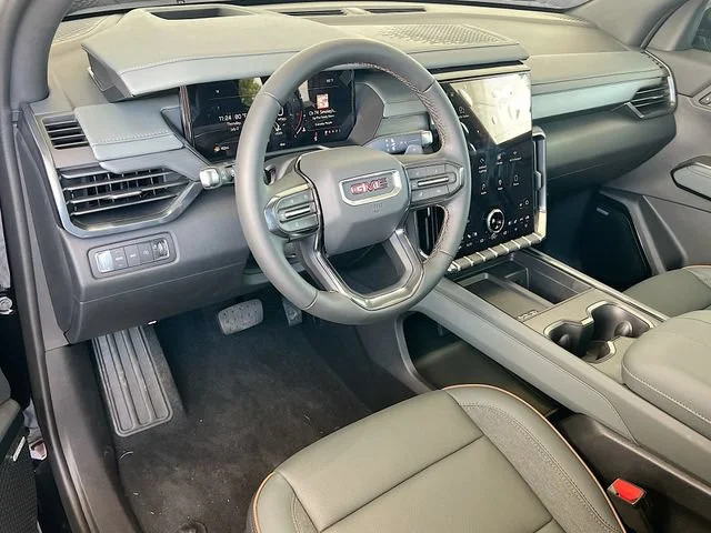 2026 GMC Acadia AT4 - Photo 6