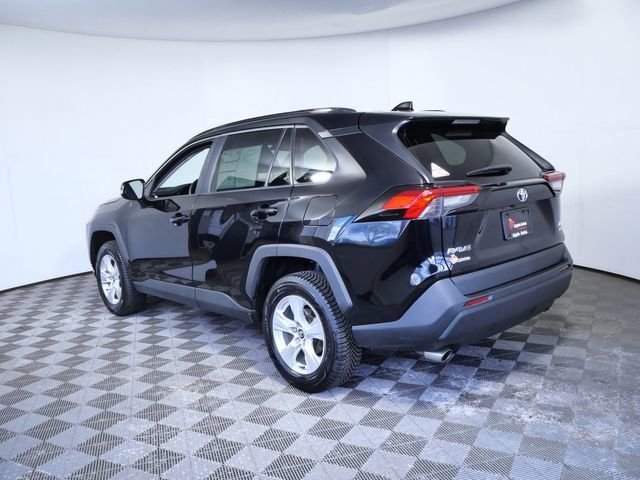 Used 2020 Black Toyota XLE image 6