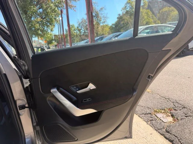 Used 2019 Gray Mercedes-Benz A 220 image 23