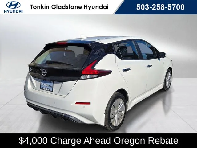 Used 2025 Glacier White Nissan S image 3