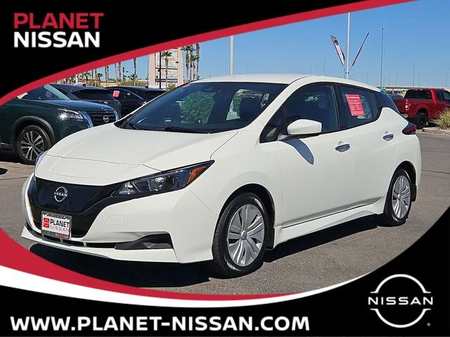 2025 Nissan Leaf