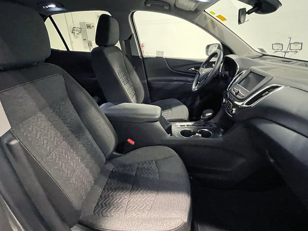 Used 2024 Sterling Gray Metallic Chevrolet LT image 26