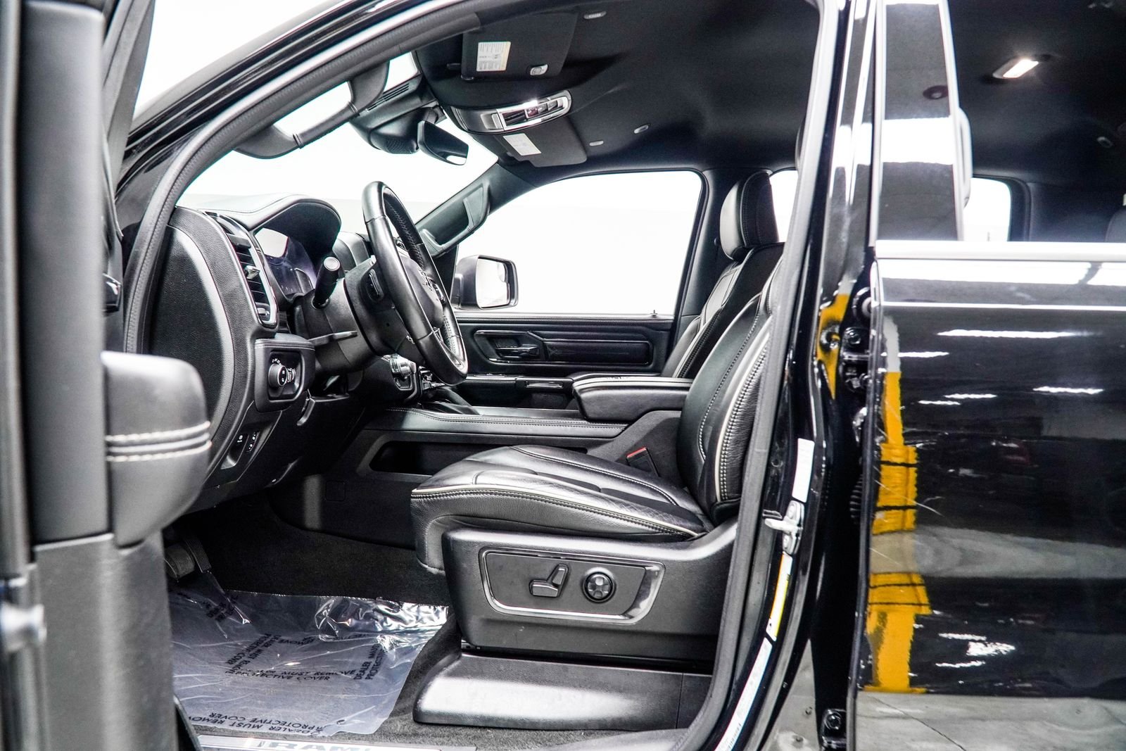 Used 2023 Black Ram Limited image 33