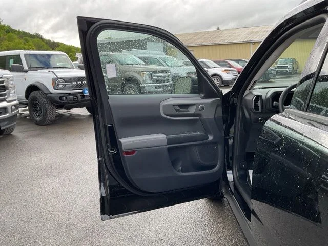 New 2026 Shadow Black Ford Badlands® image 24