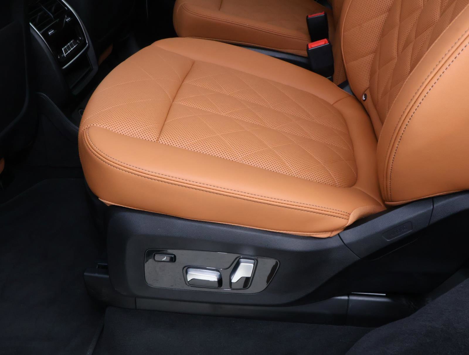 2026 BMW X7 40i - Photo 22
