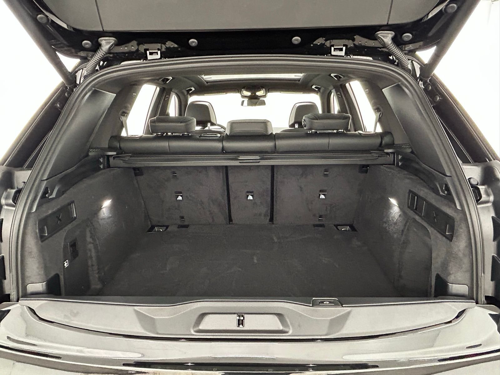 2026 BMW X5 40i - Photo 37