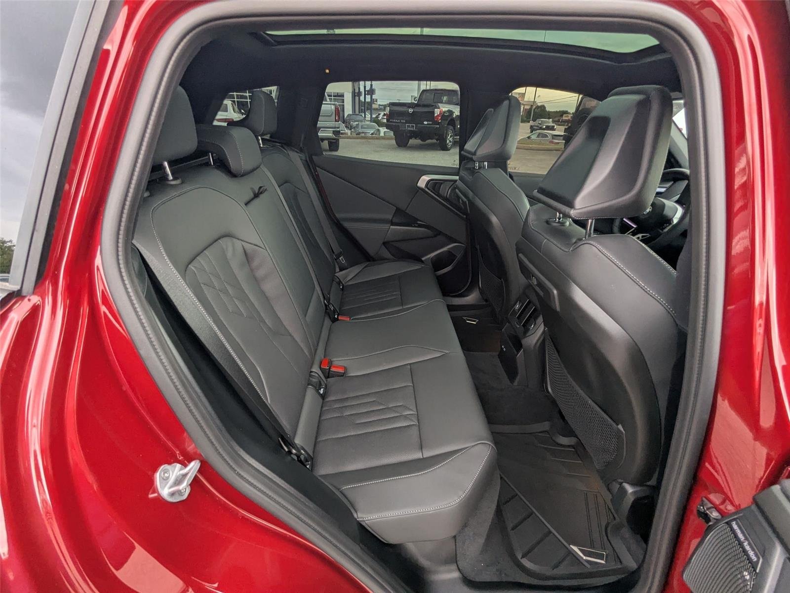 Certified Used 2025 Vegas Red Metallic BMW 30 xDrive image 30