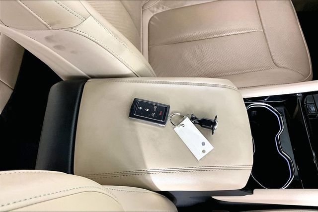 Used 2022 Black Jeep 4xe image 30