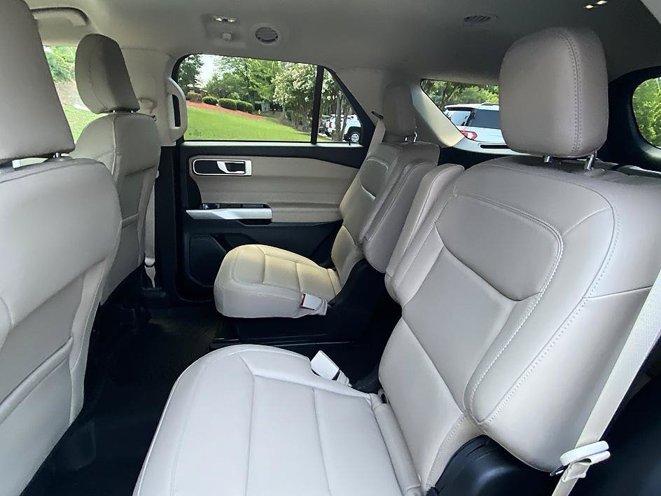 Used 2023 Blue Metallic Ford XLT image 11