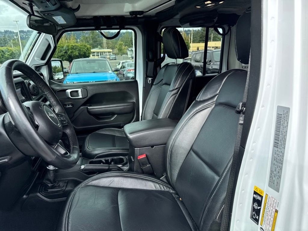 Used 2020 Bright White Clearcoat Jeep Unlimited Sport S image 4