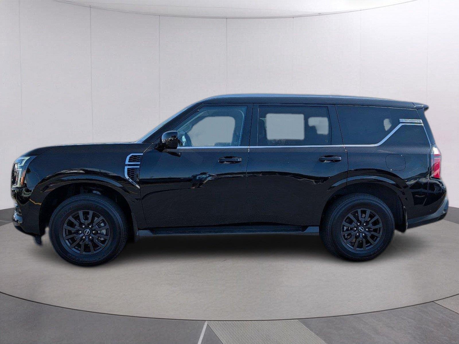 Used 2025 Super Black Nissan SV image 2