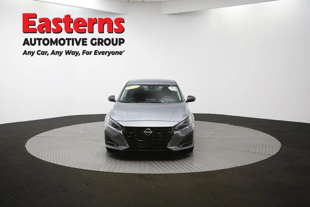 Used 2024 Gray Nissan 2.5 SV image 51