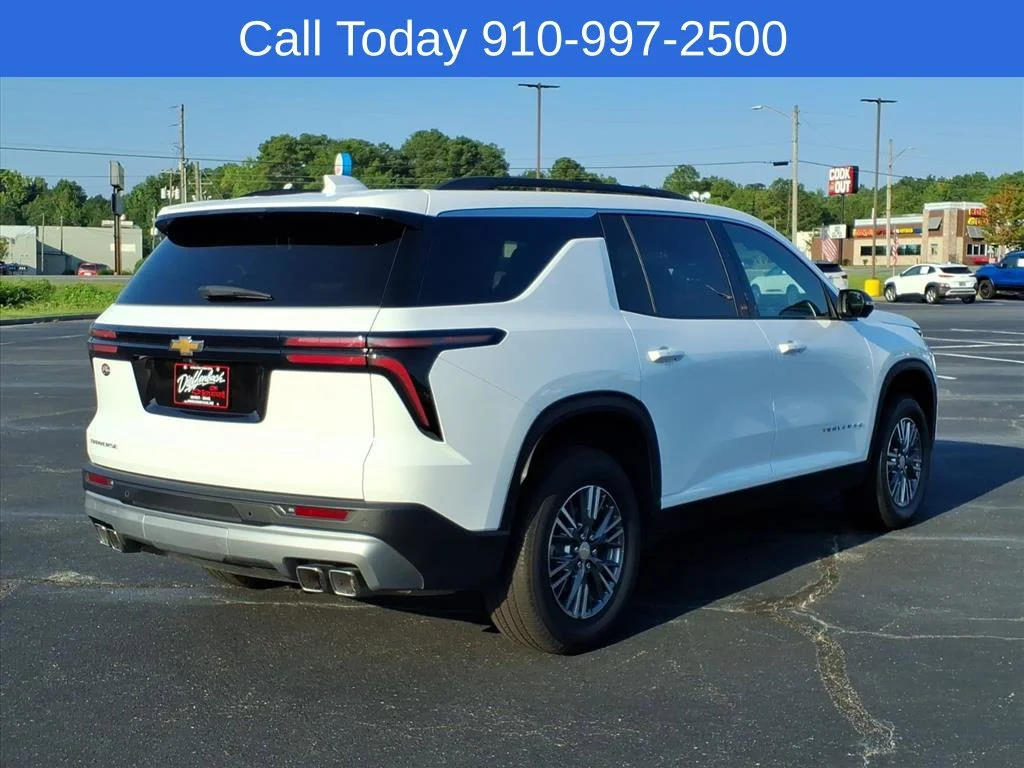 Used 2026 Summit White Chevrolet LT image 6