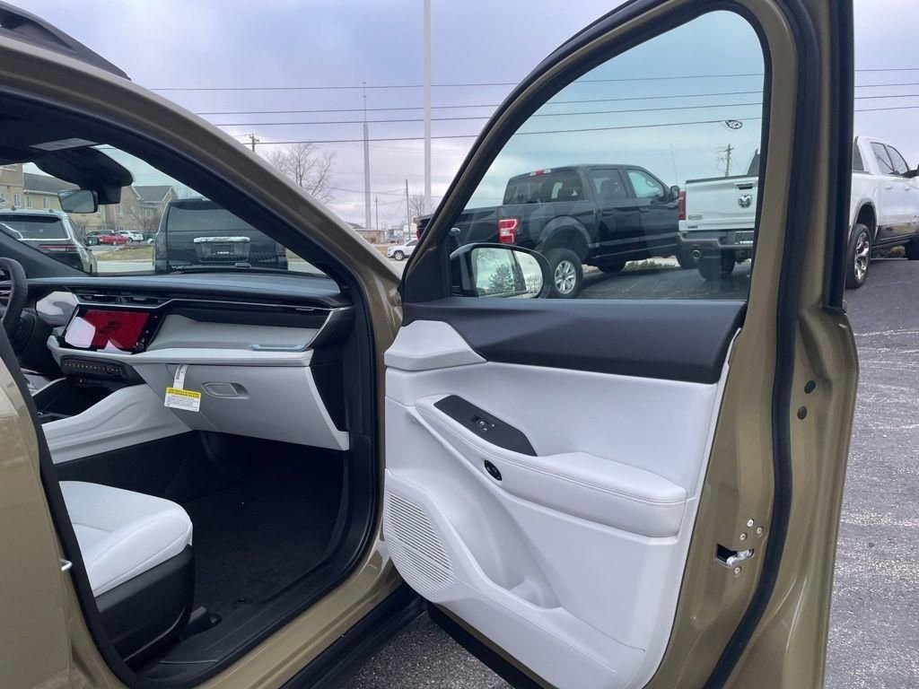 New 2026 41 Jeep Laredo image 35