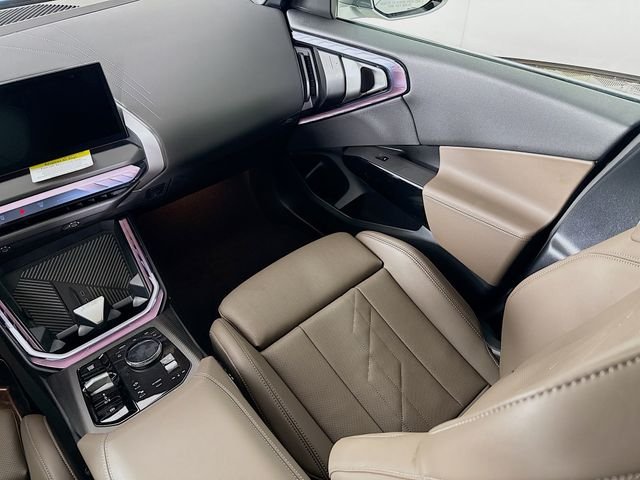 Used 2026 Gray Metallic BMW 30 xDrive image 24