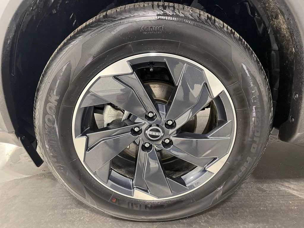 Used 2026 Black Nissan SV image 19