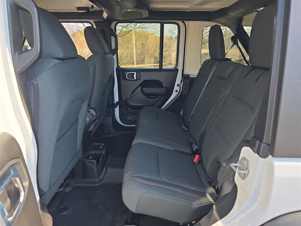 New 2026 Bright White Clear-Coat Exterior Paint Jeep Willys image 18