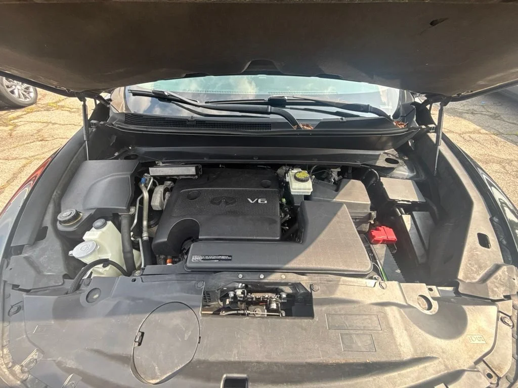 Used 2014  INFINITI NA image 10