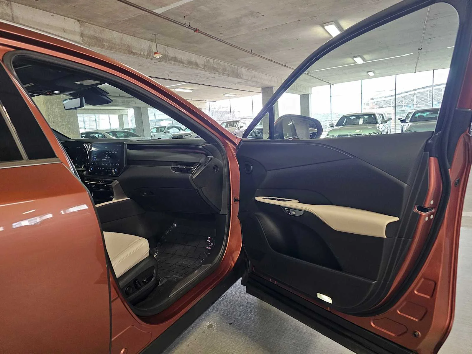 Used 2023 Copper Crest Lexus 350 image 33