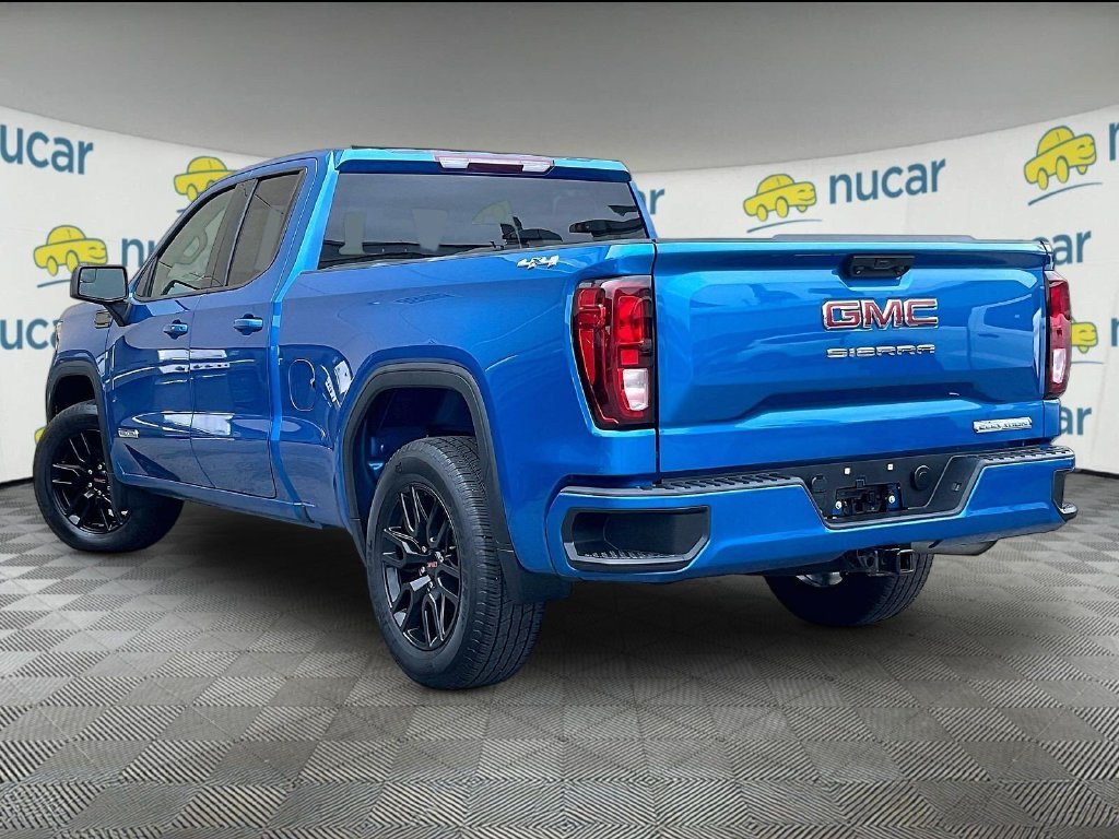 Used 2023 Blue GMC Elevation image 4