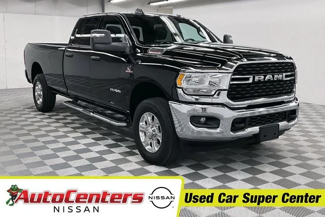 2024 RAM 3500 Big Horn 4X4 Crew Cab LWB's photo