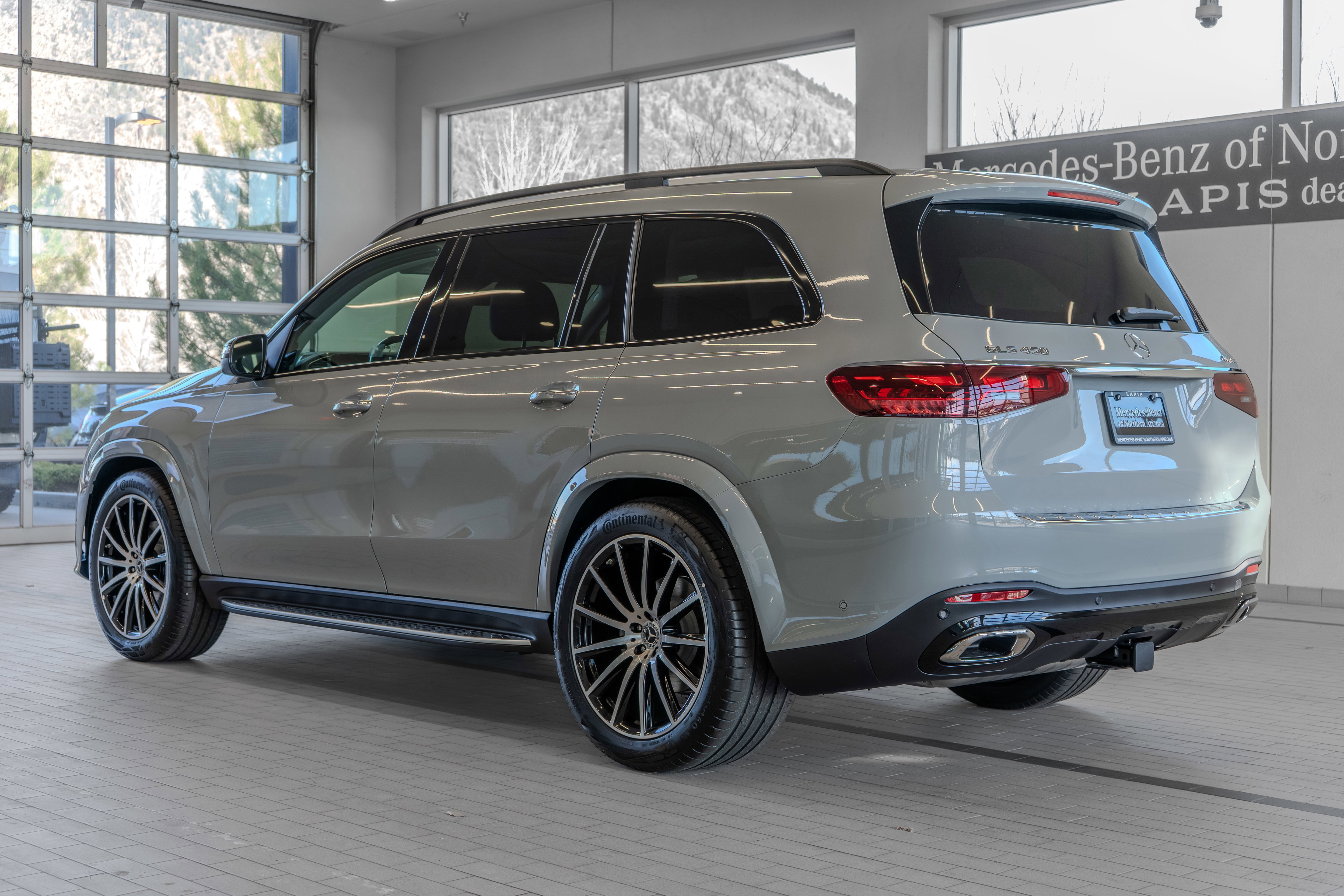New 2026 MANUFAKTUR Alpine Grey Mercedes-Benz GLS 450 image 49