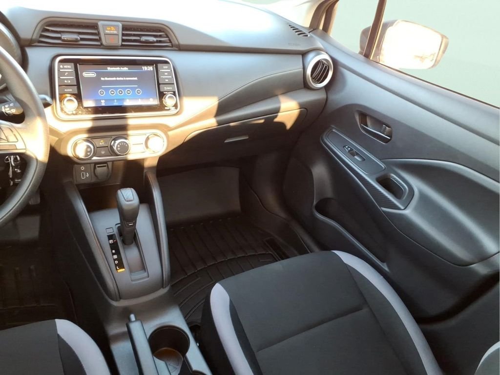 Used 2025 Silver Nissan 1.6 S image 17