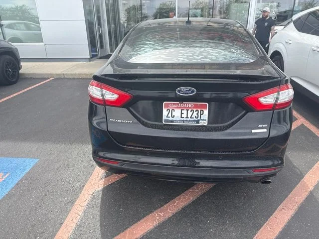 Used 2016 Black Ford SE image 5