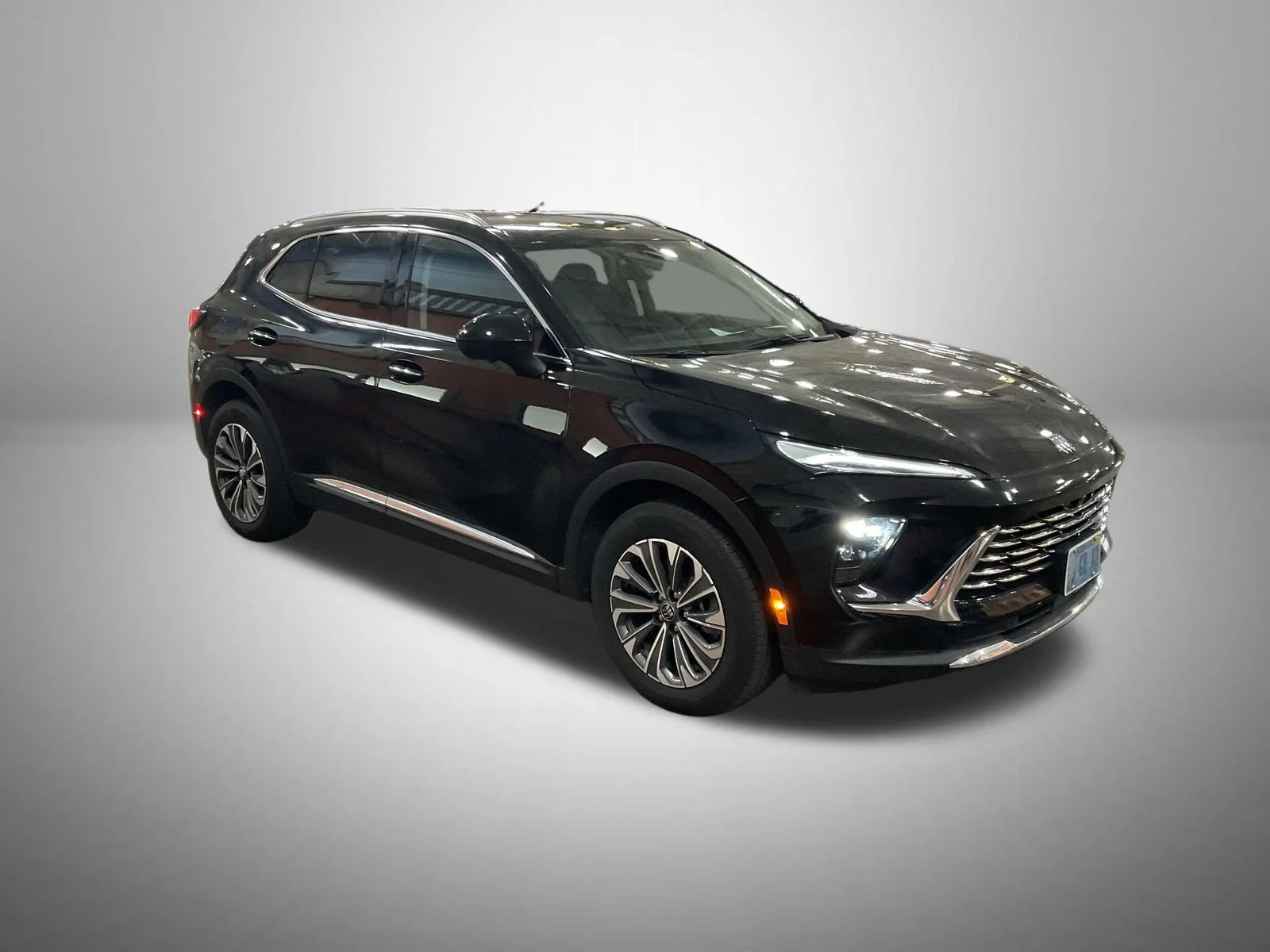 Used 2025 Black Buick Preferred image 4