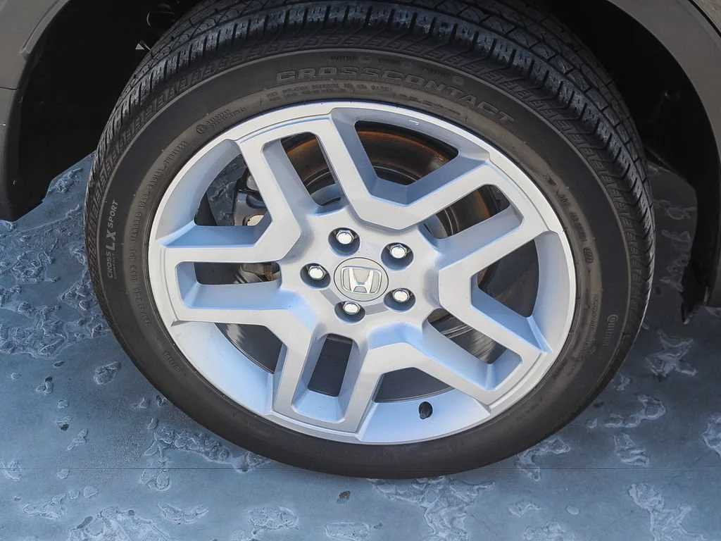 2025 Honda Passport EX-L - Photo 37
