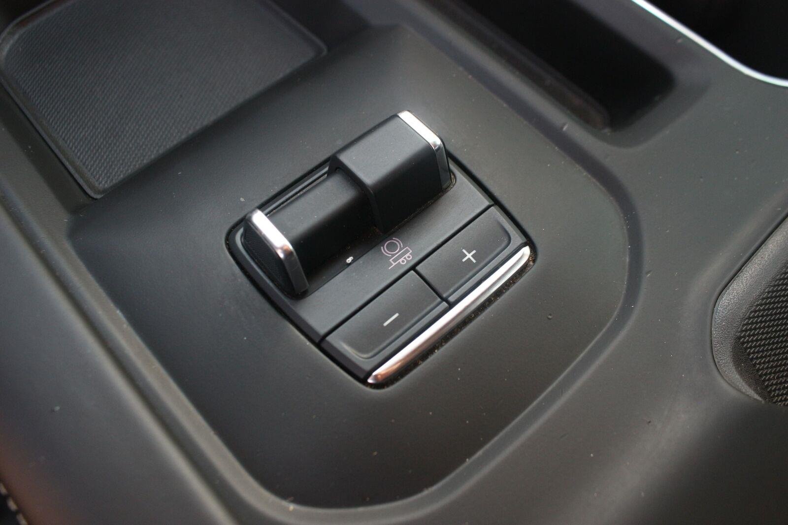 Used 2024 Sterling Metallic GMC Denali Ultimate image 24