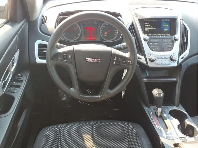 Used 2017 QUICKSILVER METALLIC GMC SLE image 17