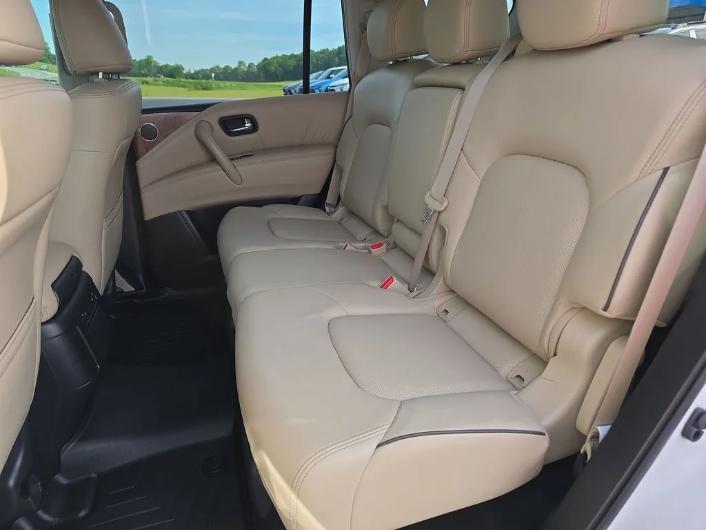 Used 2023 White Nissan SL image 14