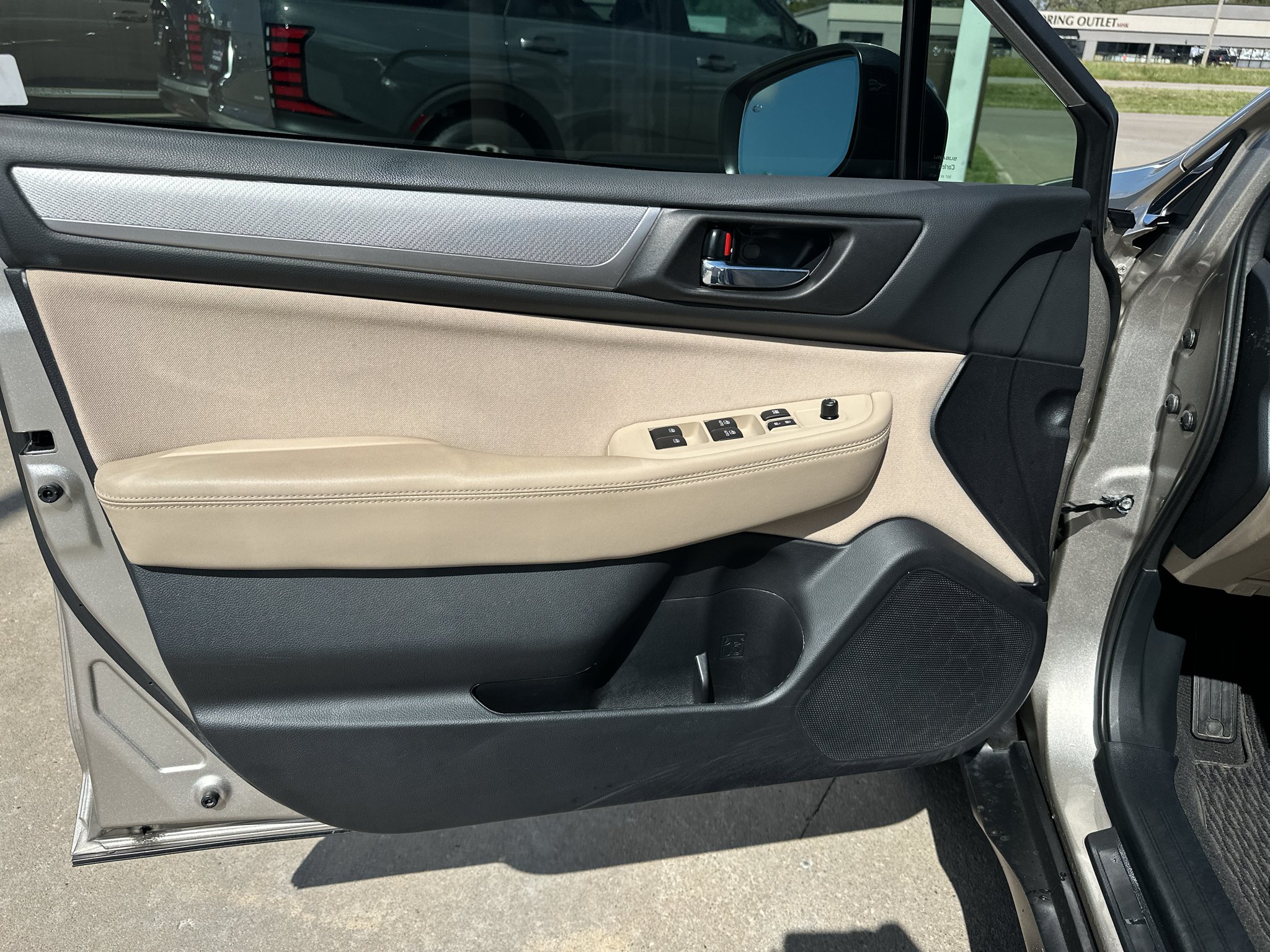 Used 2018 Tungsten Metallic Subaru Premium image 15
