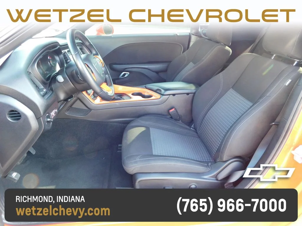 Used 2023 Orange Dodge SXT image 12