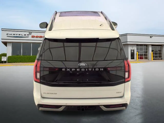 Used 2025 White Ford Platinum image 6