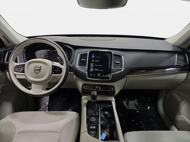 Used 2019 Magic Blue Metallic Volvo T5 Momentum image 10