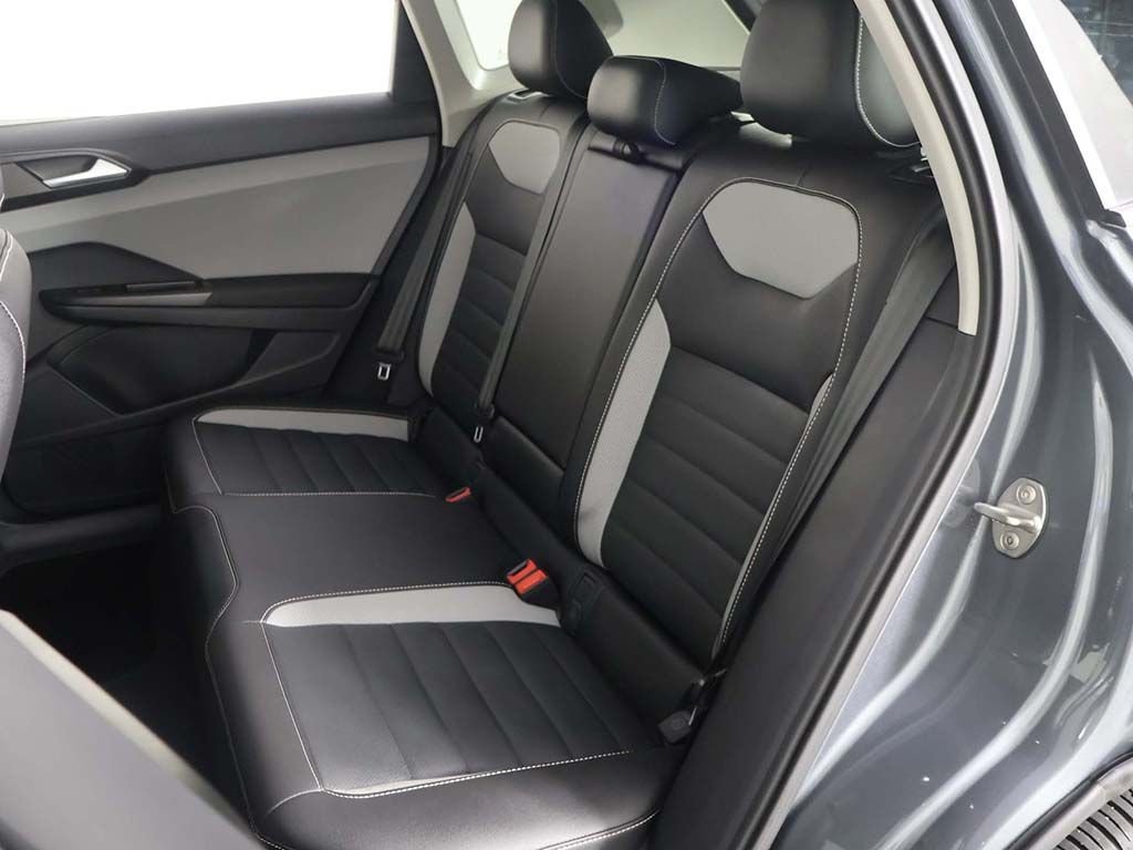 Used 2023 Gray Volkswagen 1.5T SEL image 33
