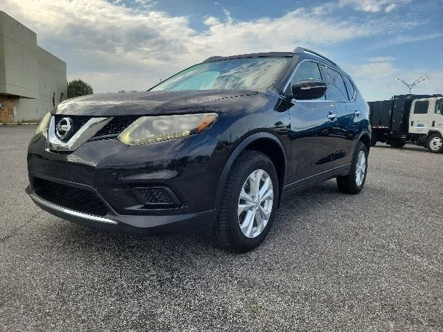 Used 2014 Nissan Rogue SV with VIN 5N1AT2MV0EC762887 for sale in Bradenton, FL