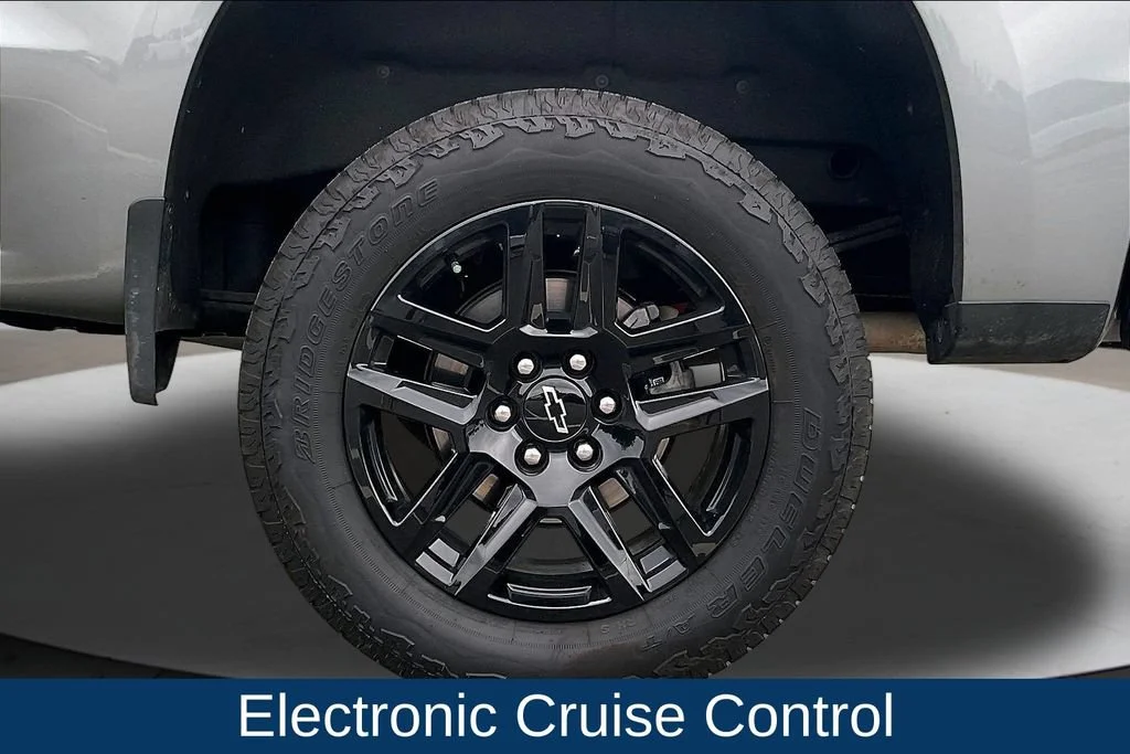 Used 2025 Sterling Gray Metallic Chevrolet LT Trail Boss image 38