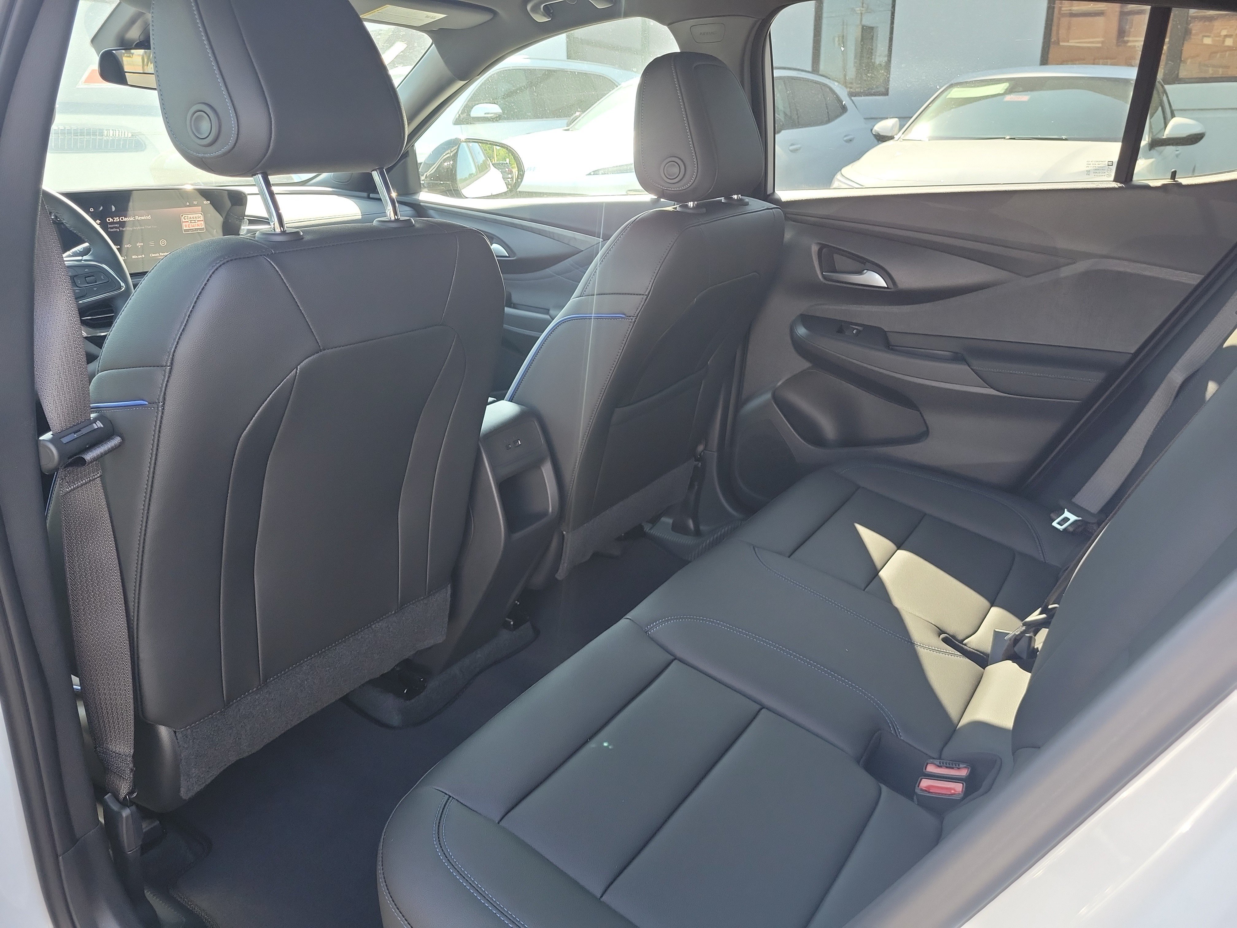 2026 Buick Envista Sport Touring - Photo 13
