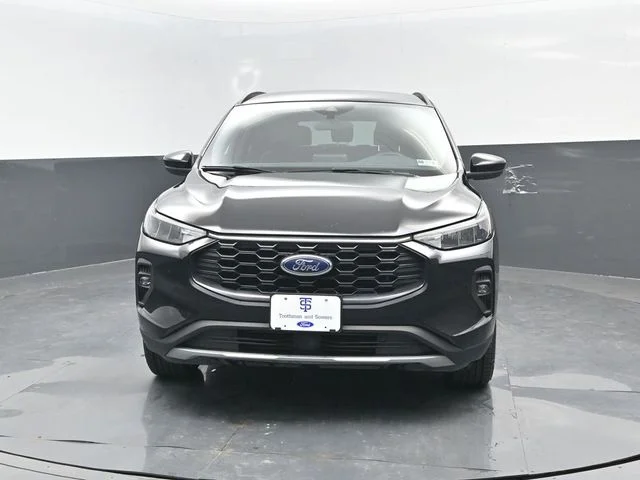 Certified Used 2025 Black Metallic Ford ST-Line Select image 20
