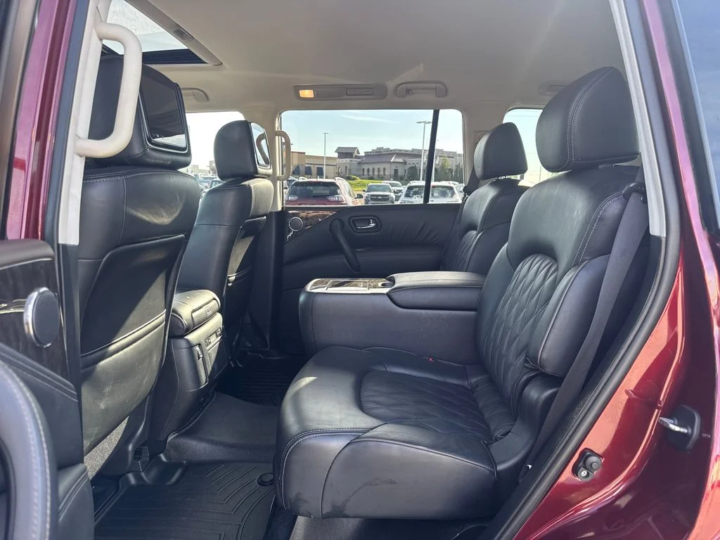 Used 2022 Coulis Red Nissan Platinum image 34