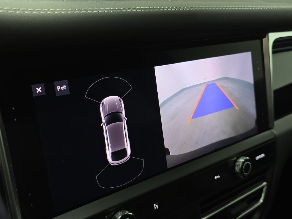 Certified Used 2023  Porsche T image 18