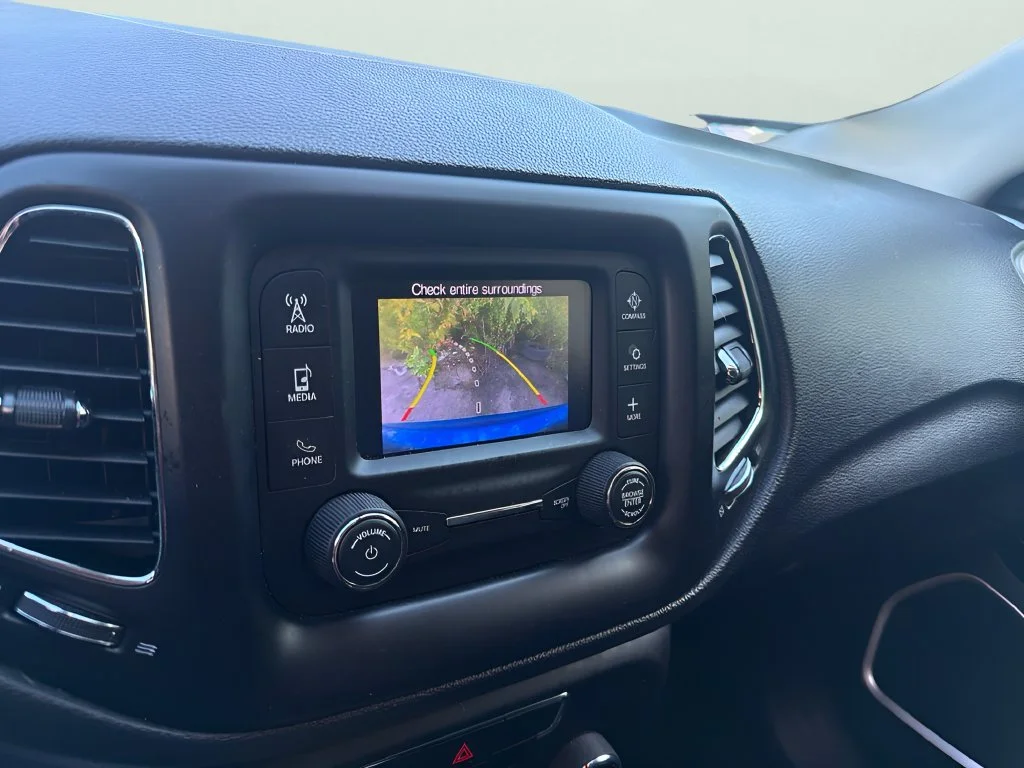 Used 2018 Laser Blue Pearlcoat Jeep Sport image 18