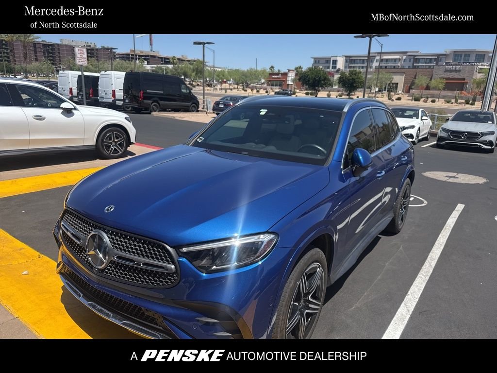 2023 Mercedes-Benz GLC GLC 300's photo