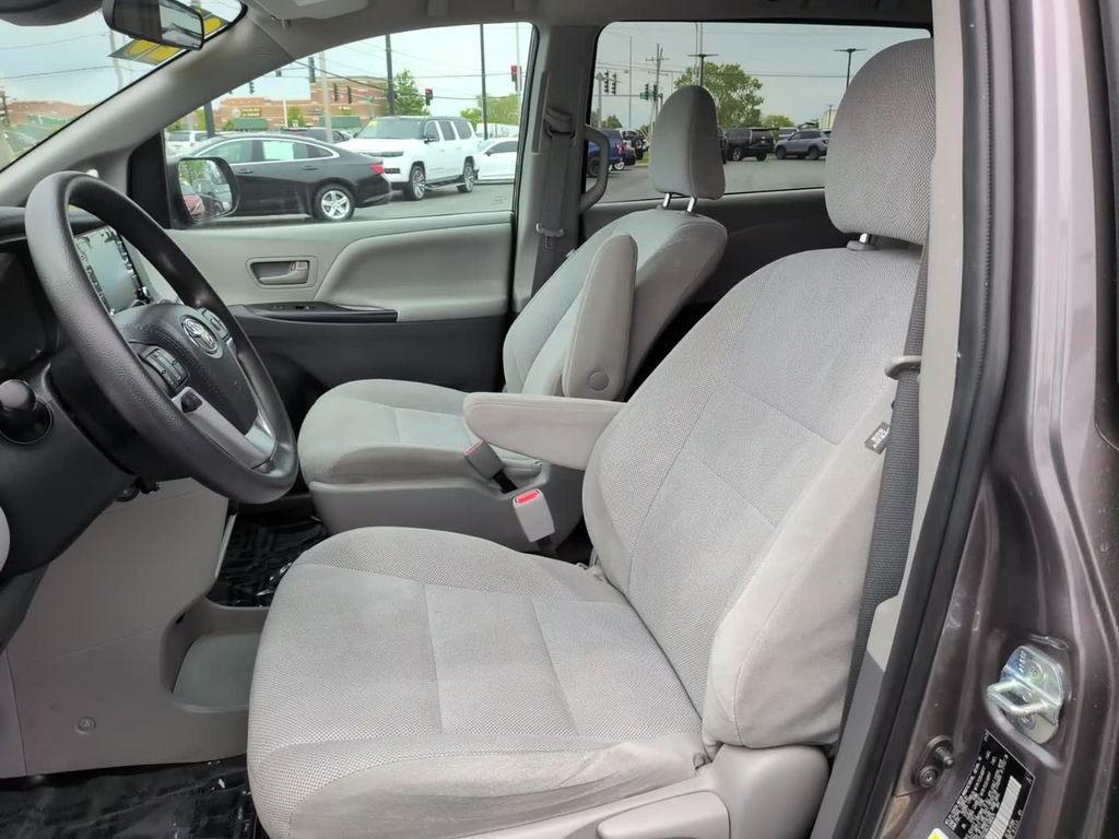 Used 2020 Gray Toyota L image 16