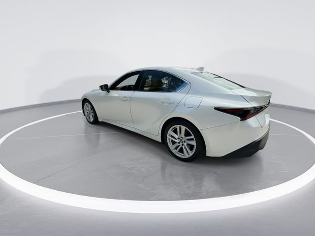 2024 Lexus IS 300 - Photo 6