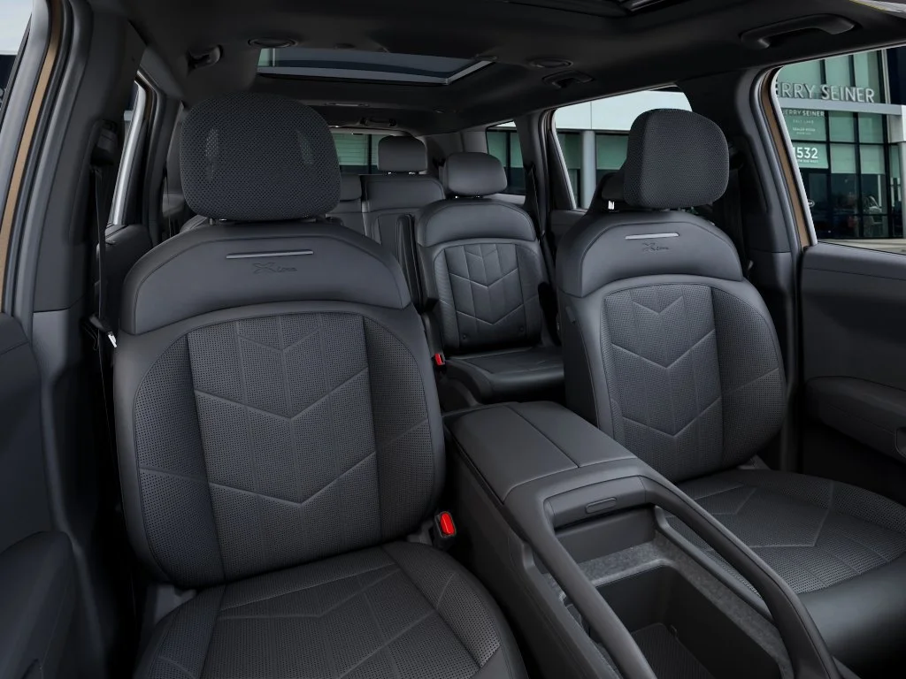 New 2027 Terrain Brown Matte Kia X-Line SX image 15