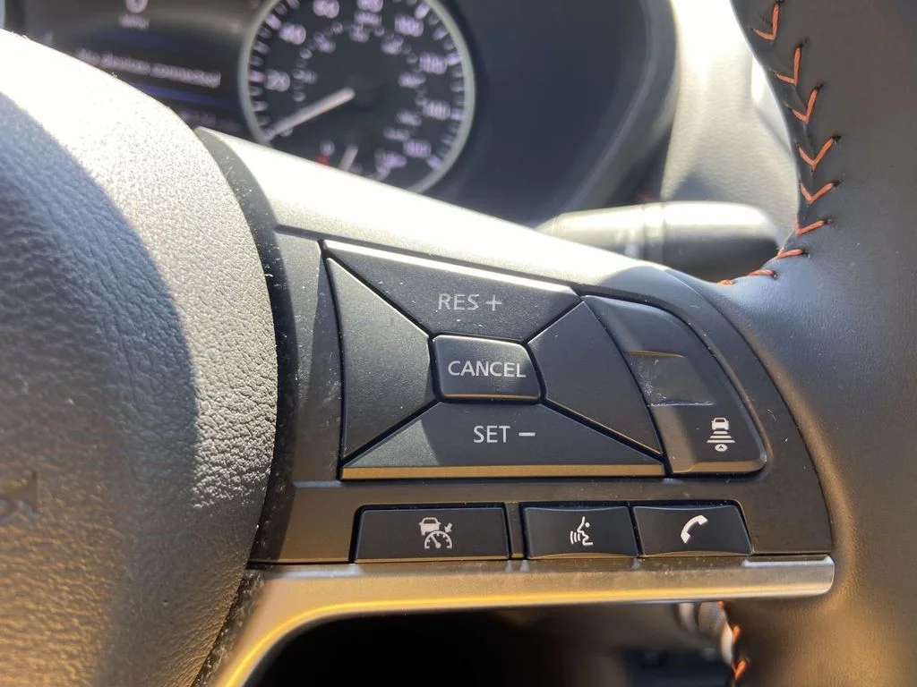 2025 Nissan Sentra SR - Photo 18